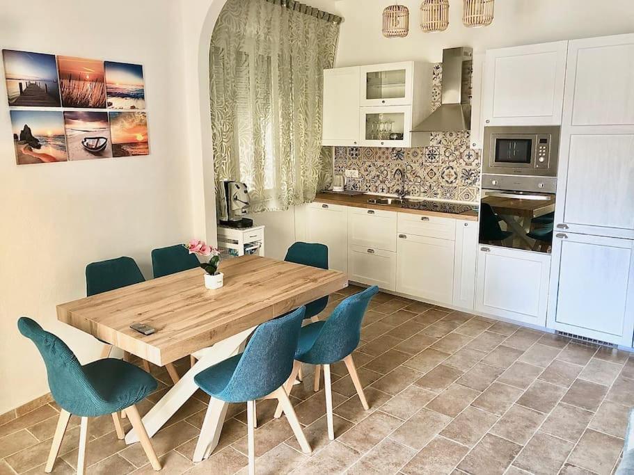 Villa Maddy House - 50 Mt Dal Mare Porto Santo Stefano  Exterior foto